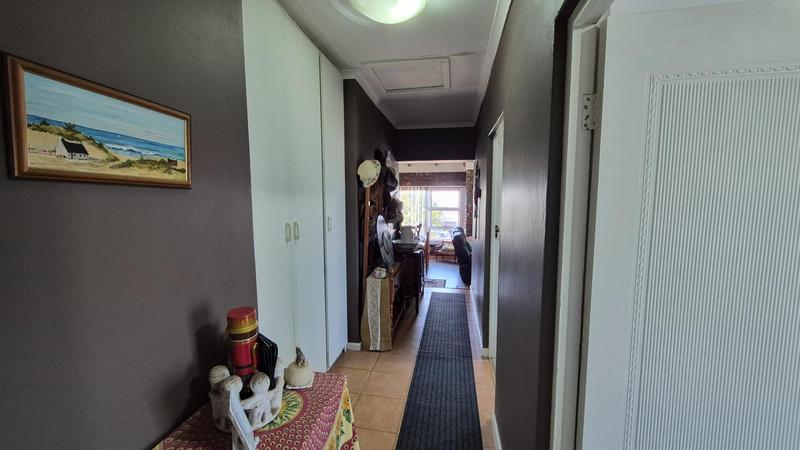 3 Bedroom Property for Sale in Dana Bay Western Cape